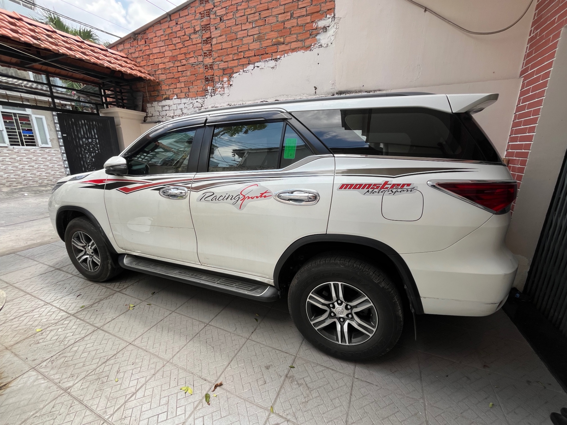 Toyota Fortuner 2.7V 4x2 AT 2018 - Ngoại thất 2