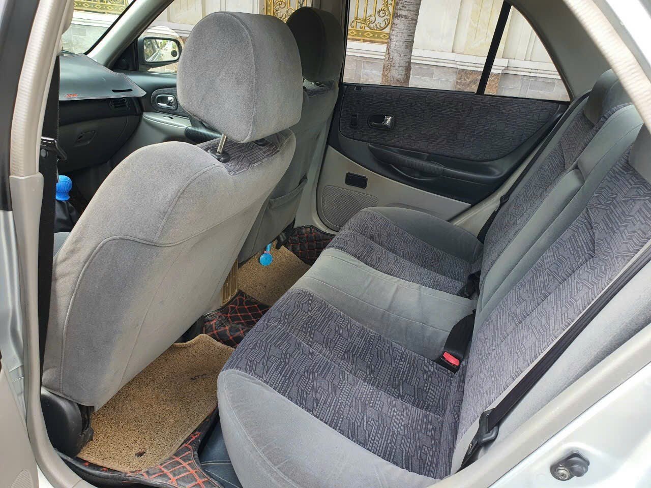 Ford Laser GHIA 1.8 MT 2003 - Nội thất 2
