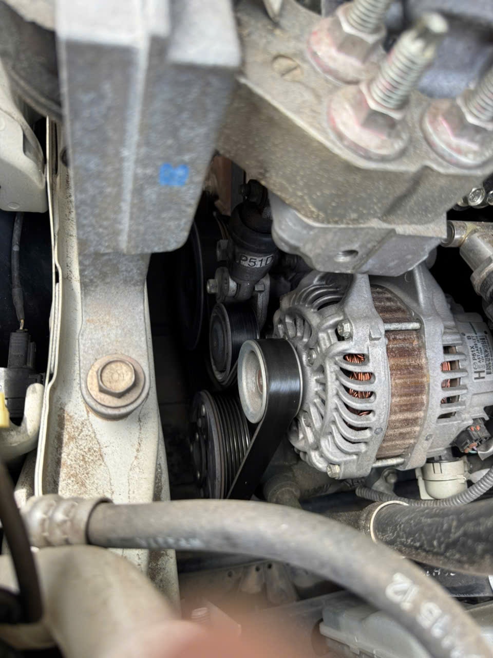 Mazda 2 1.5 AT 2022 - Khoang động cơ 14
