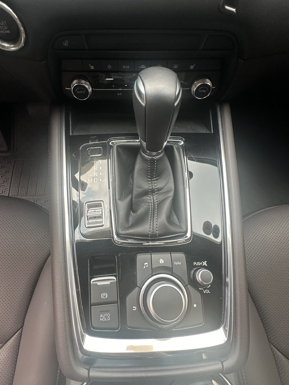 Mazda CX8 Premium AWD 2022 - Nội thất 5