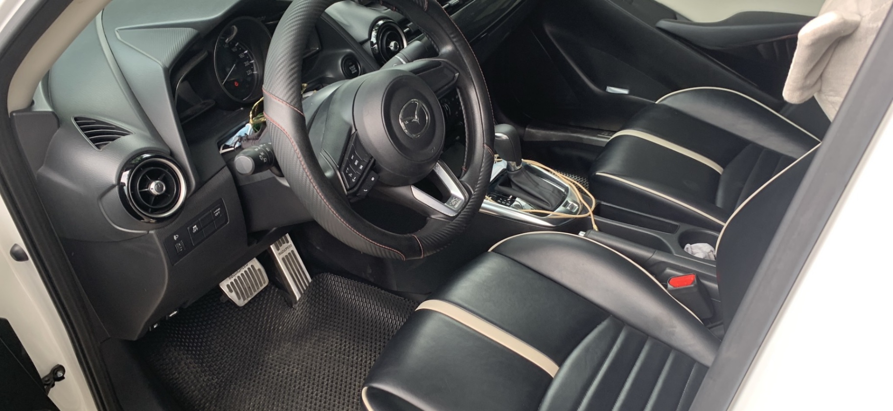 Mazda 2 1.5 AT 2018 - Nội thất 1