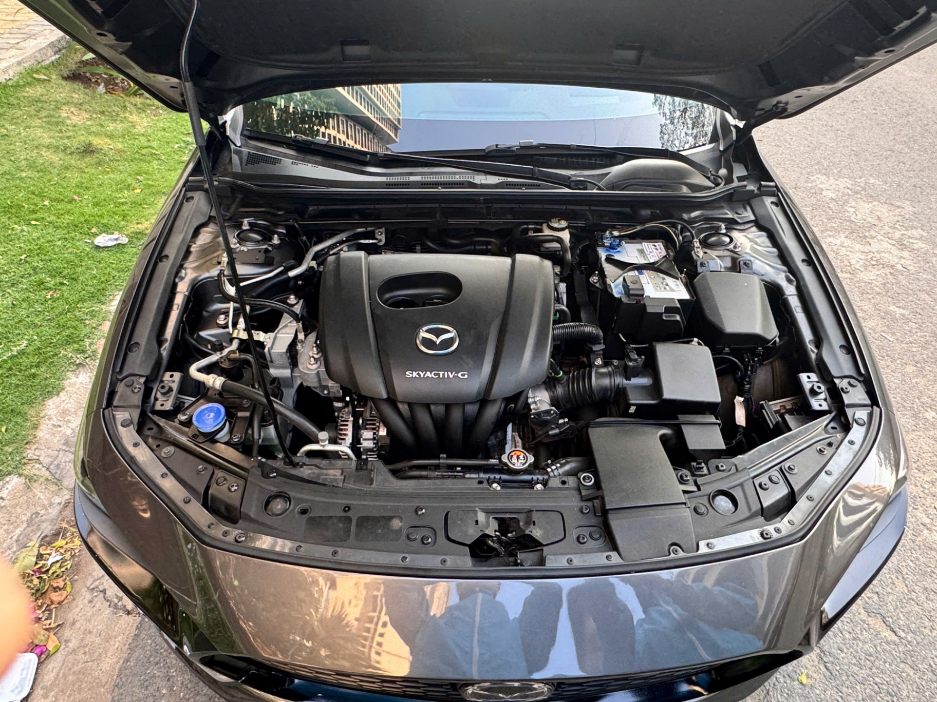 Mazda 3 1.5L Premium 2020 - Khoang động cơ 1