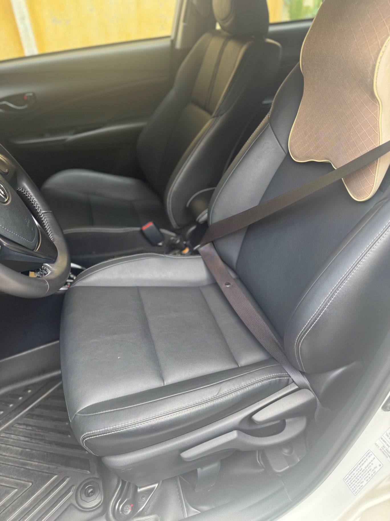 Toyota Vios E CVT 2023 - Nội thất 2