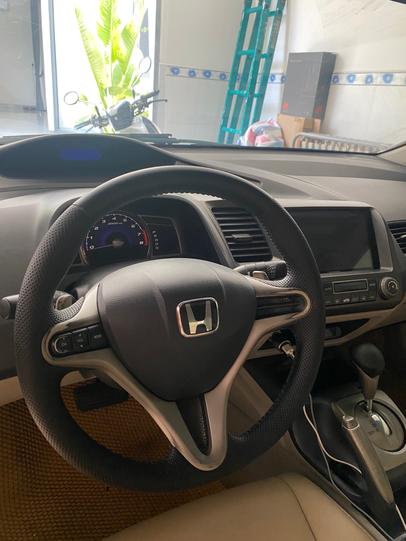 Honda Civic 2.0 AT 2008 - Nội thất 2