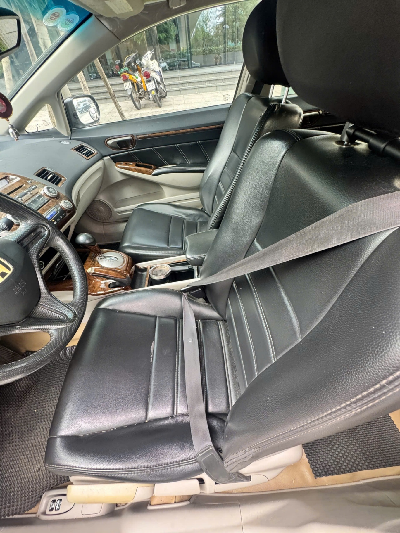 Honda Civic 2.0 AT 2008 - Nội thất 6