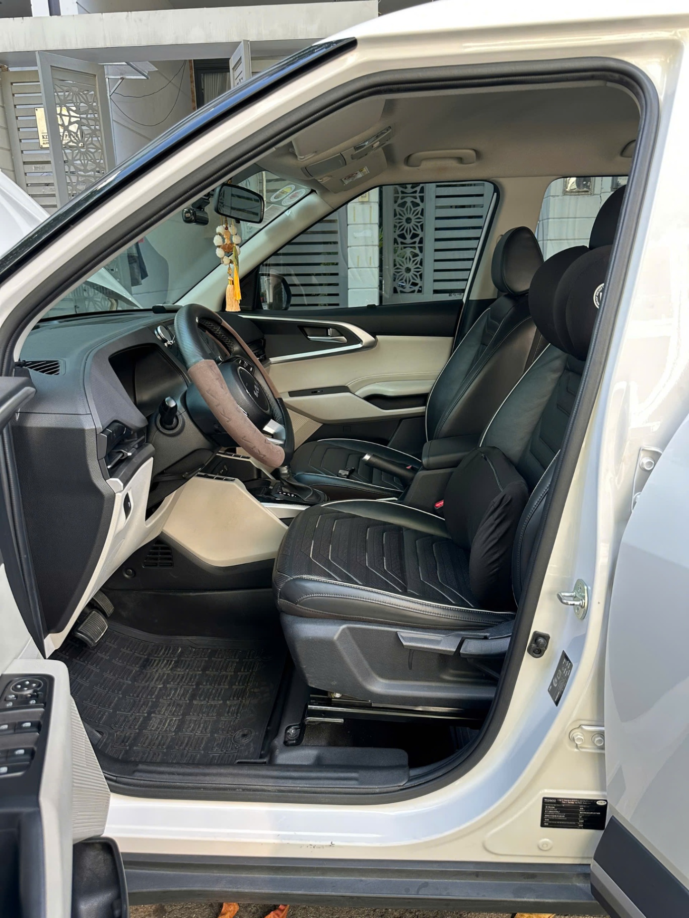 Kia Carens 1.5G IVT 2023 - Nội thất 14