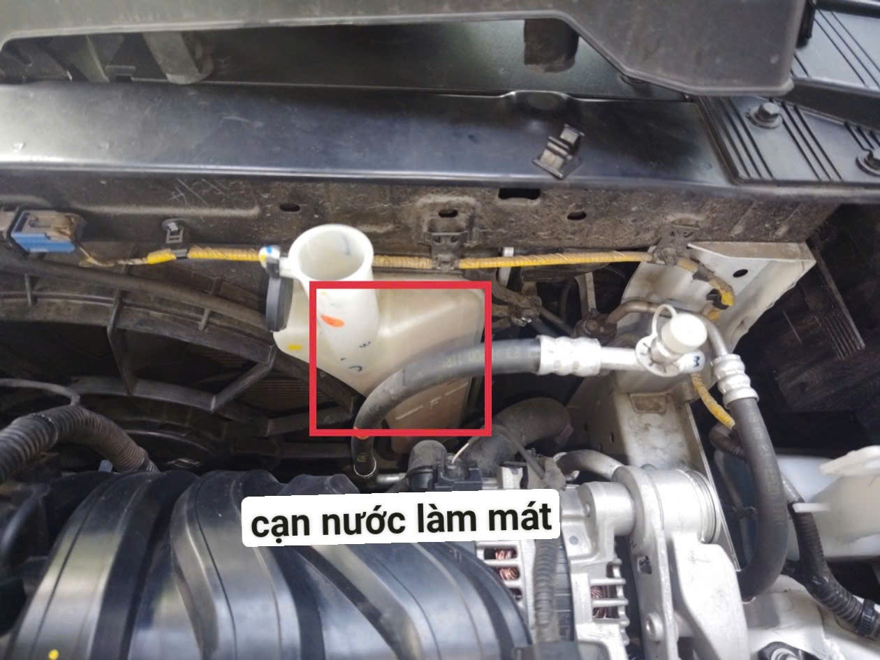 Kia Carens 1.5G IVT 2023 - Gầm & khung xe 3