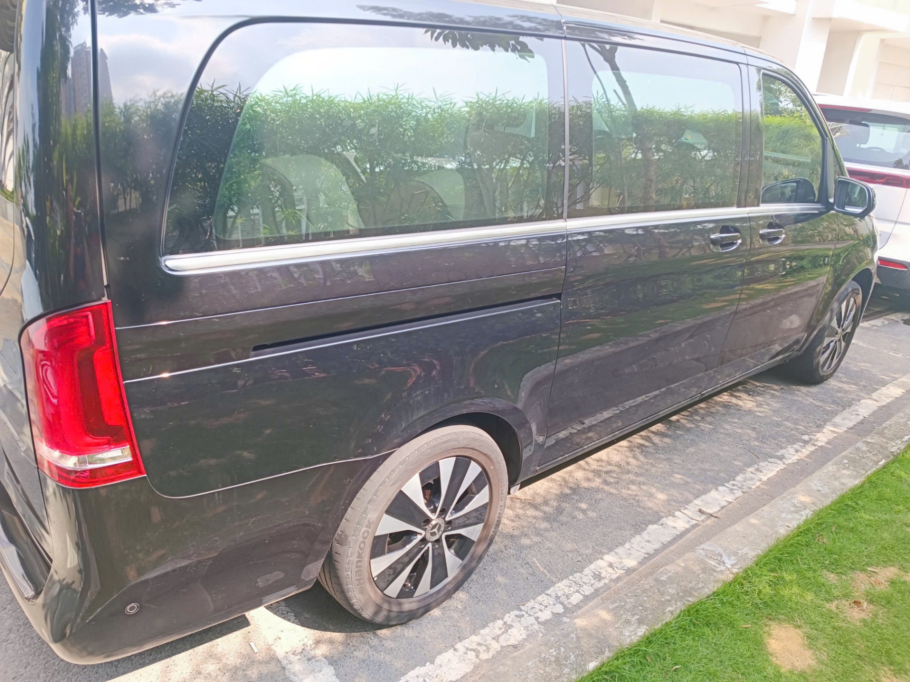 Mercedes V class V250 Luxury 2019 - Ngoại thất 1