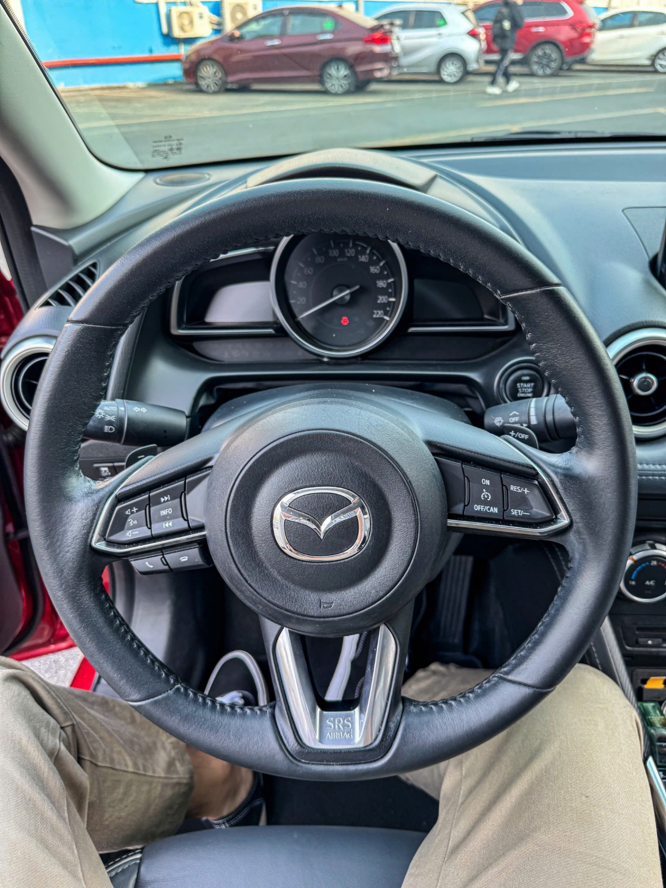 Mazda 2 Luxury 2021 - Nội thất 1