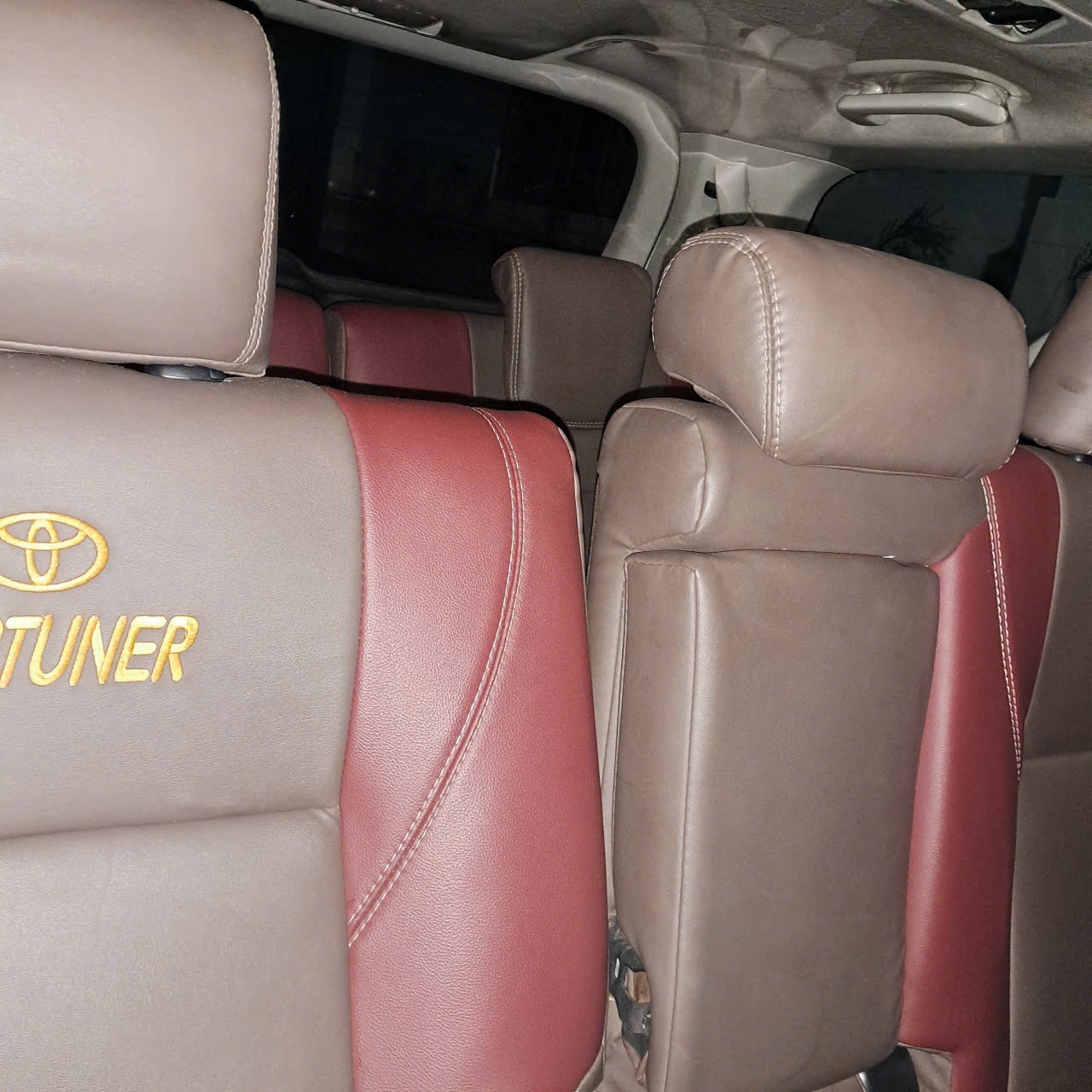 Toyota Fortuner 2.4G 4x2 MT 2017 - Nội thất 2