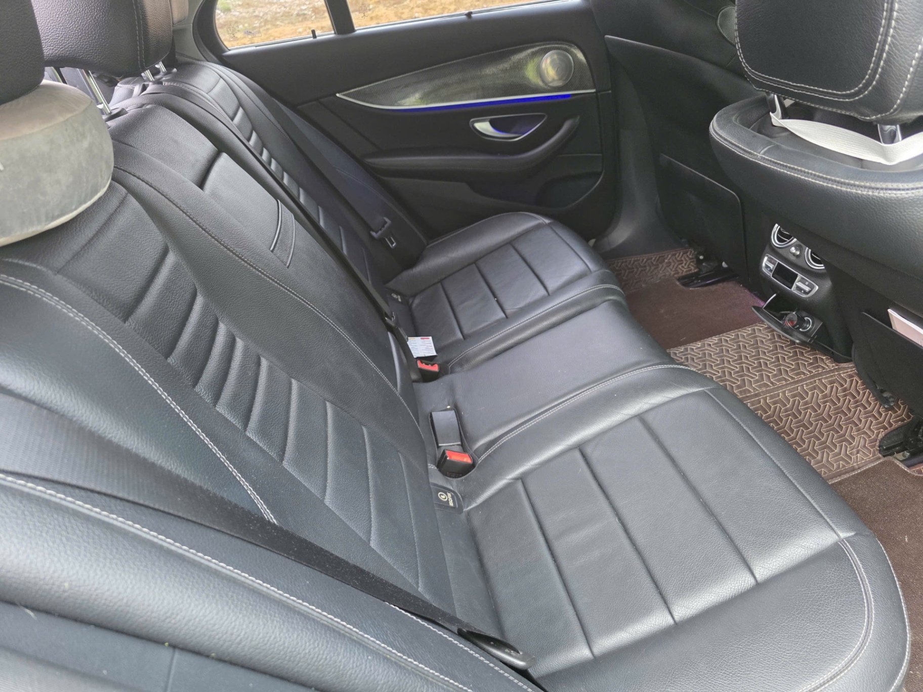 Mercedes E class E200 2017 - Nội thất 5