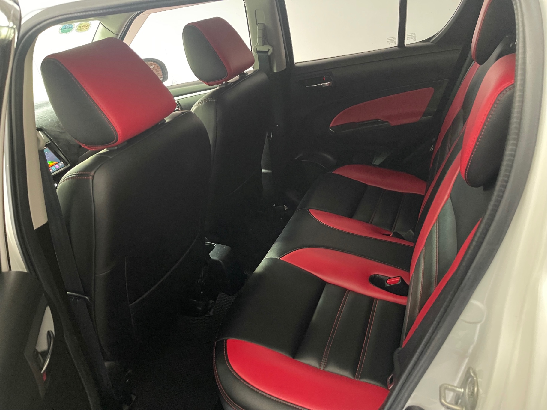 Suzuki Swift 1.4 AT 2014 - Nội thất 2