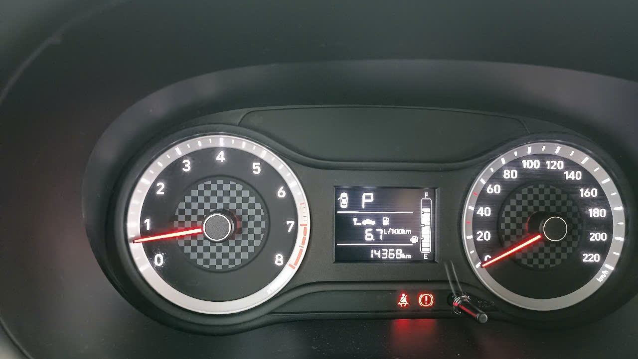 Hyundai I10 1.2 AT Tiêu Chuẩn 2022 - Nội thất 4