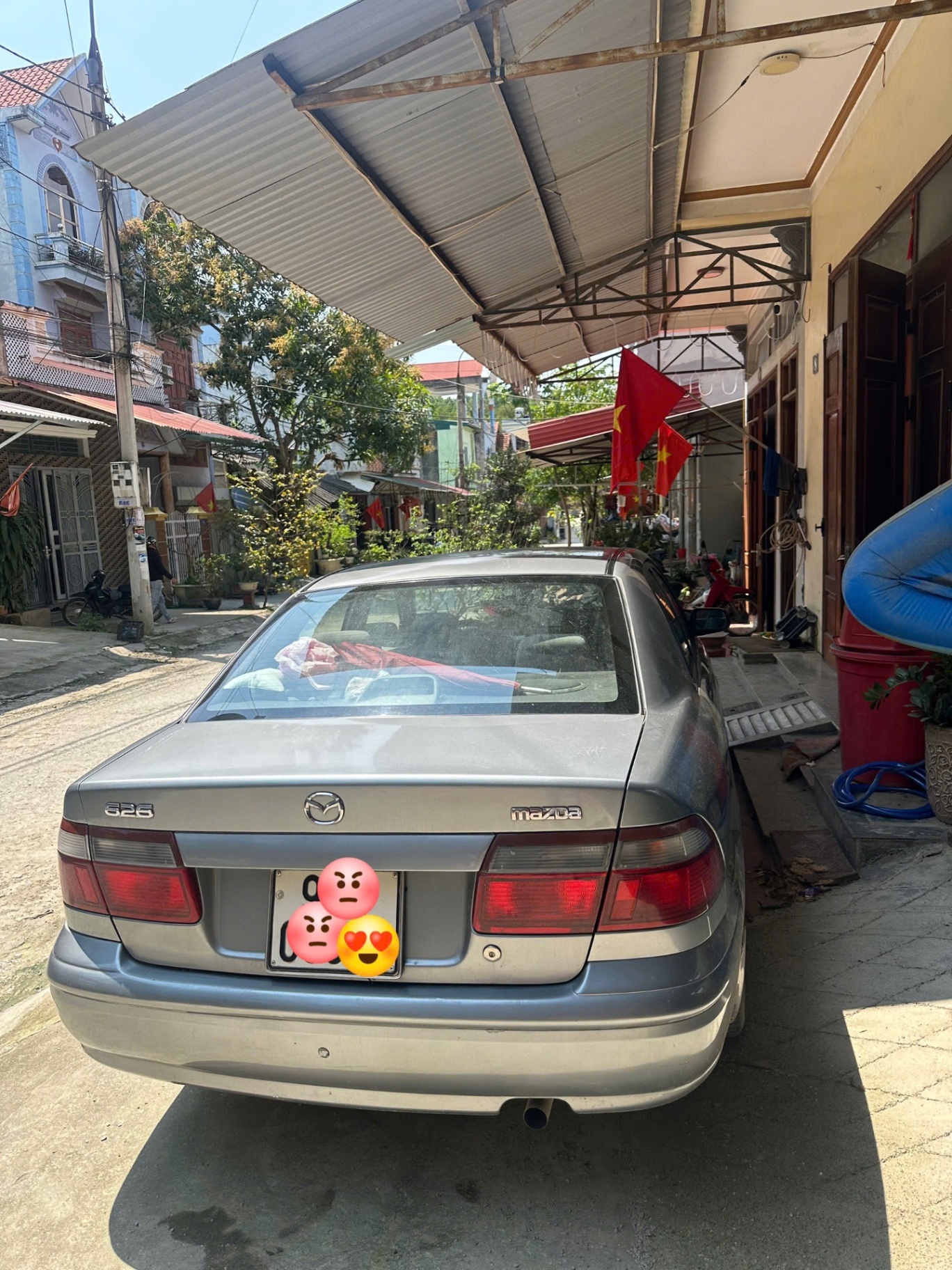 Mazda 626 2.0 MT 2002 - Ngoại thất 4