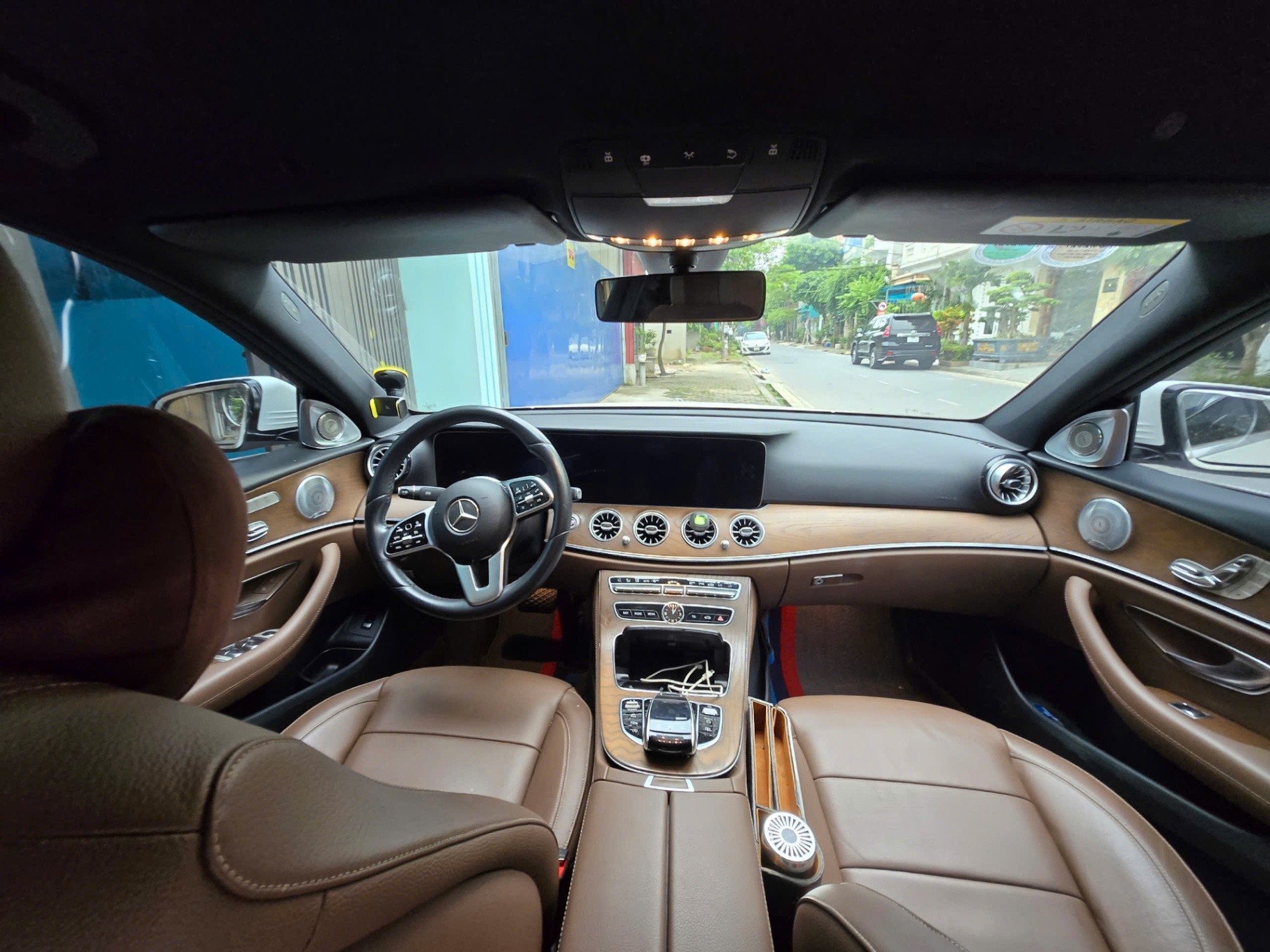 Mercedes E class 2020 E200 Exclusive - Nội thất 8