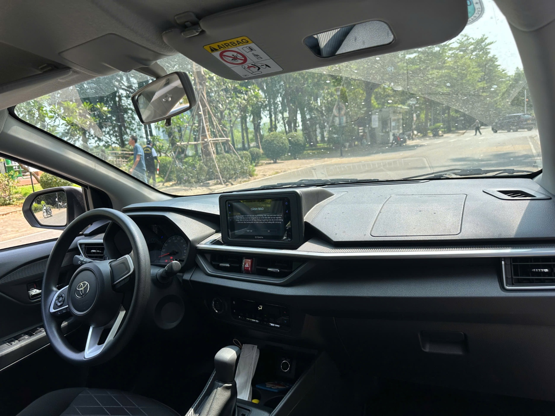 Toyota Wigo G 1.2 AT 2023 - Nội thất 9