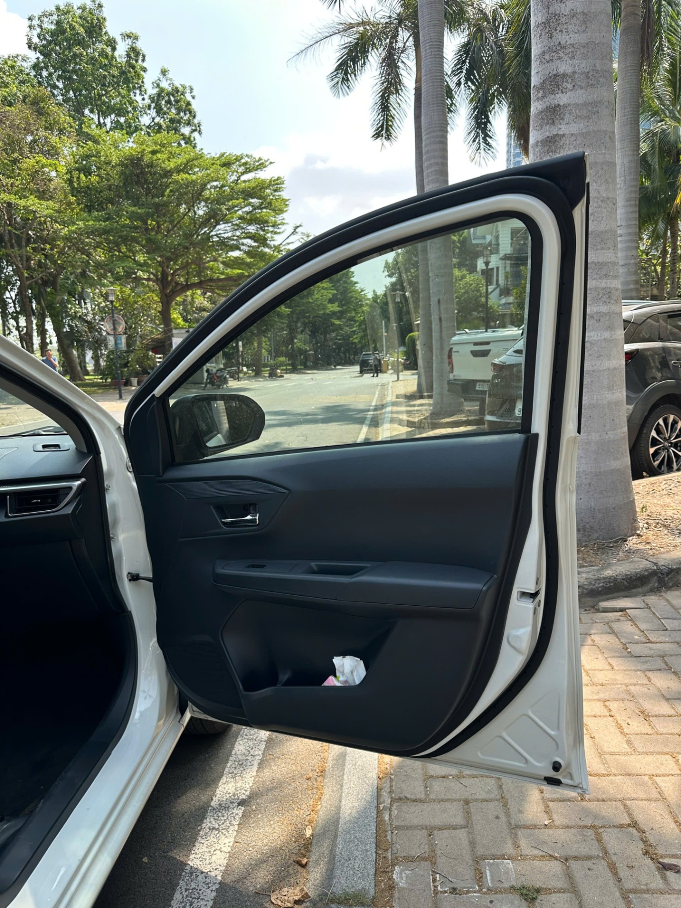 Toyota Wigo G 1.2 AT 2023 - Nội thất 12