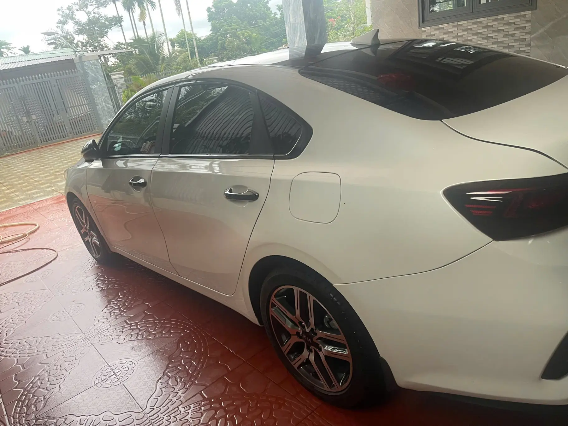 Kia Cerato 1.6 AT Luxury 2019 - Ngoại thất 2