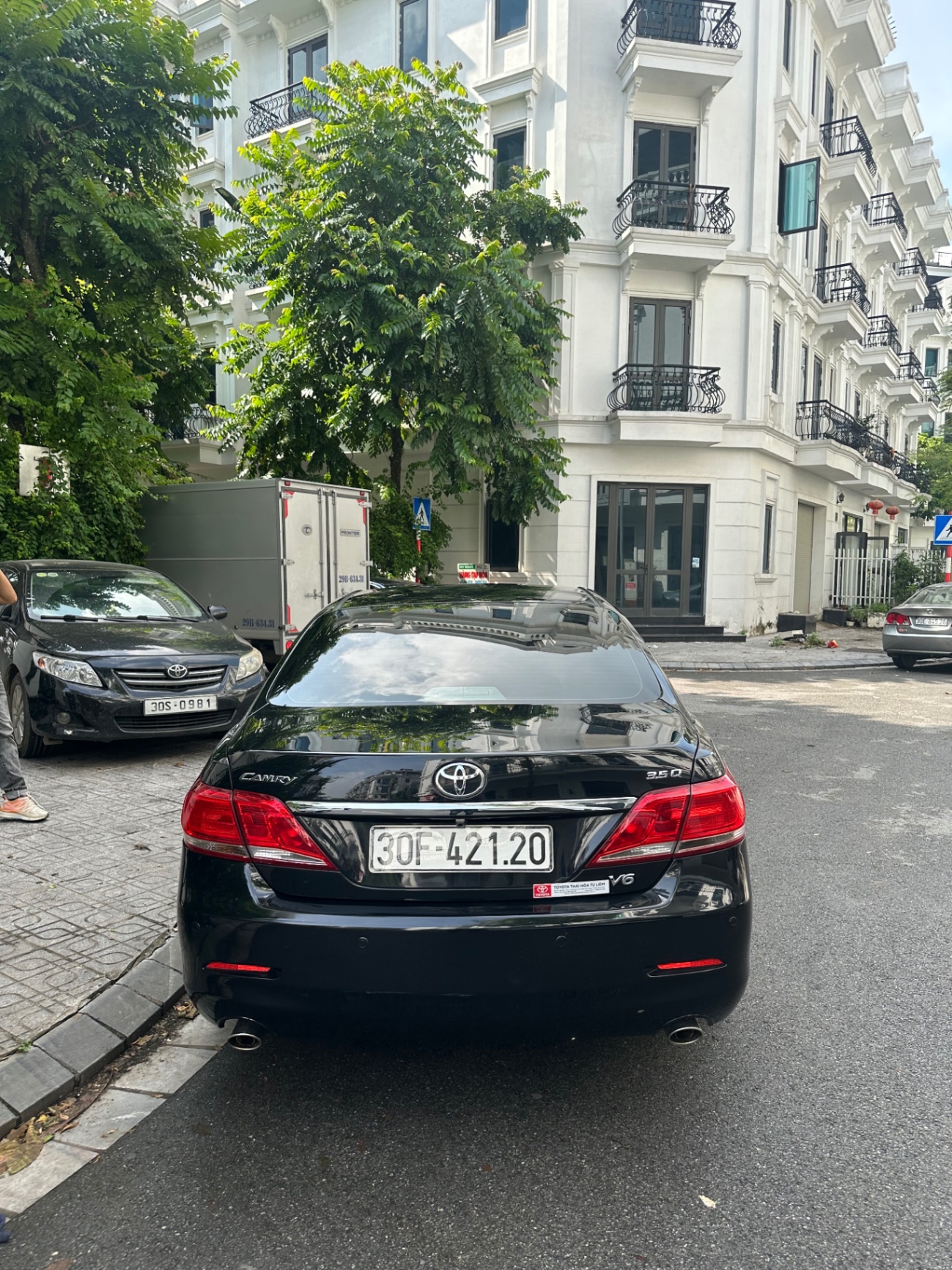 Toyota Camry 3.5Q 2011 - Ngoại thất 1
