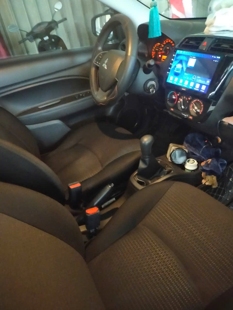 Mitsubishi Attrage 1.2 MT 2022 - Nội thất 2