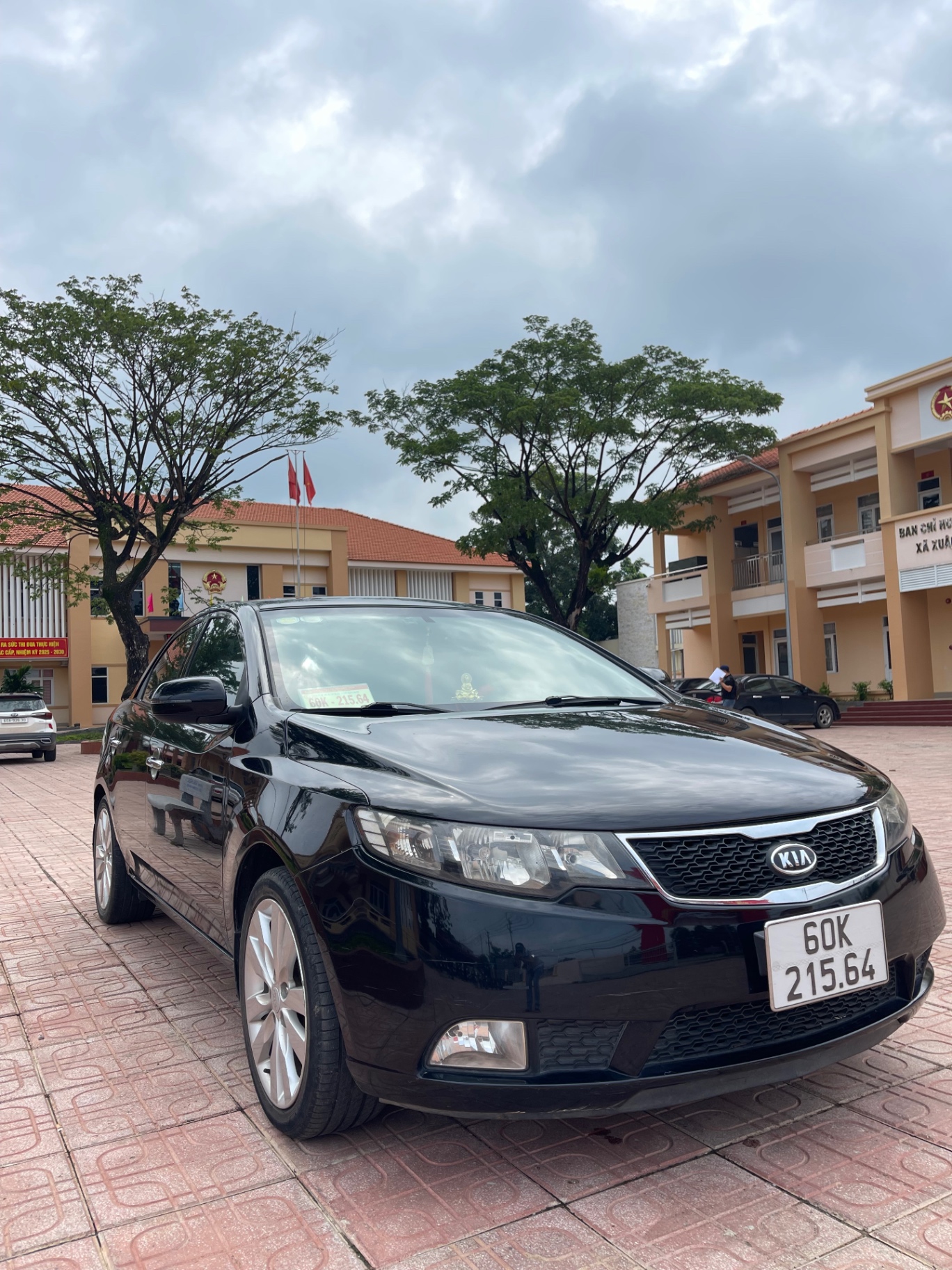 Kia Forte EX 1.6 MT 2011 - Ngoại thất 2