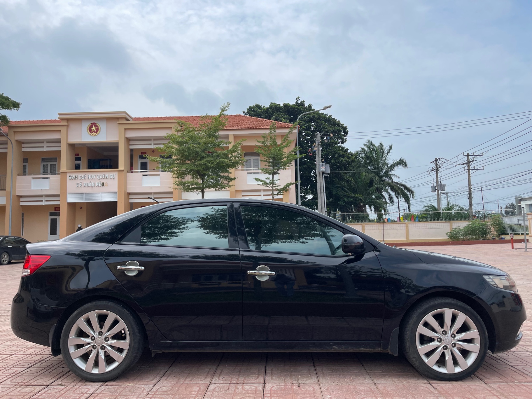 Kia Forte EX 1.6 MT 2011 - Ngoại thất 1