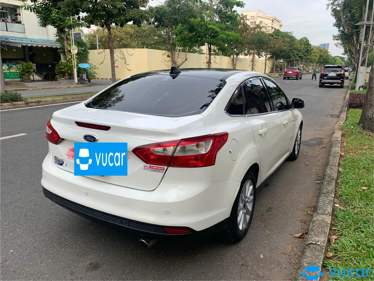 Ford Focus S 2.0 AT 2014 - Ngoại thất 1