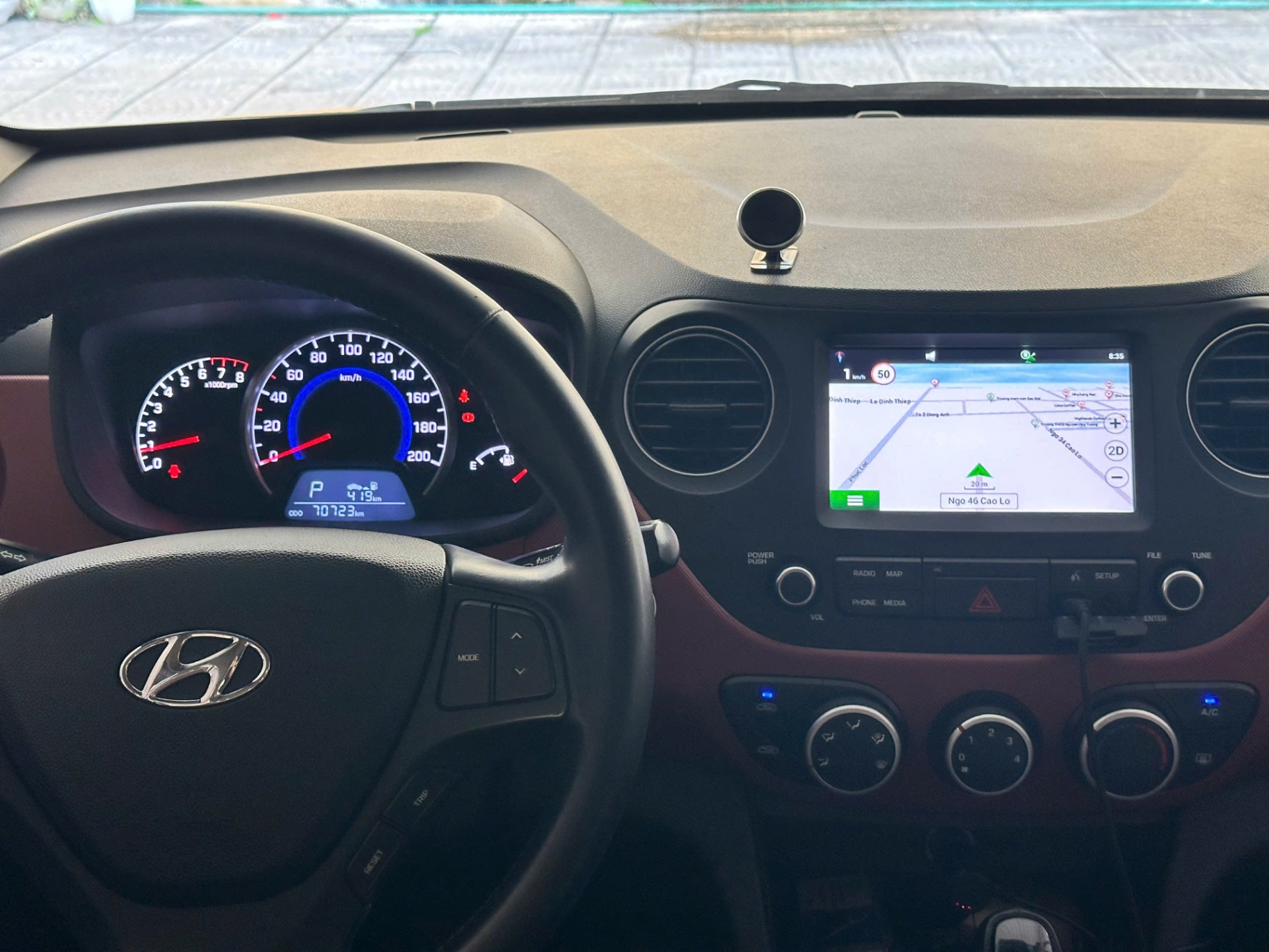 Hyundai I10 1.2 AT 2021 - Nội thất 2