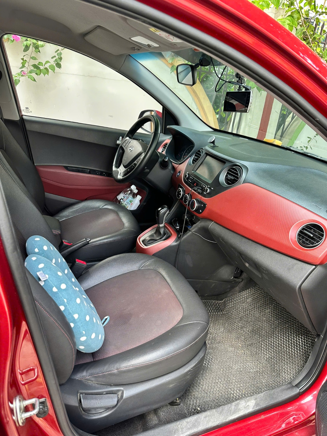 Hyundai I10 1.2 AT 2021 - Nội thất 1