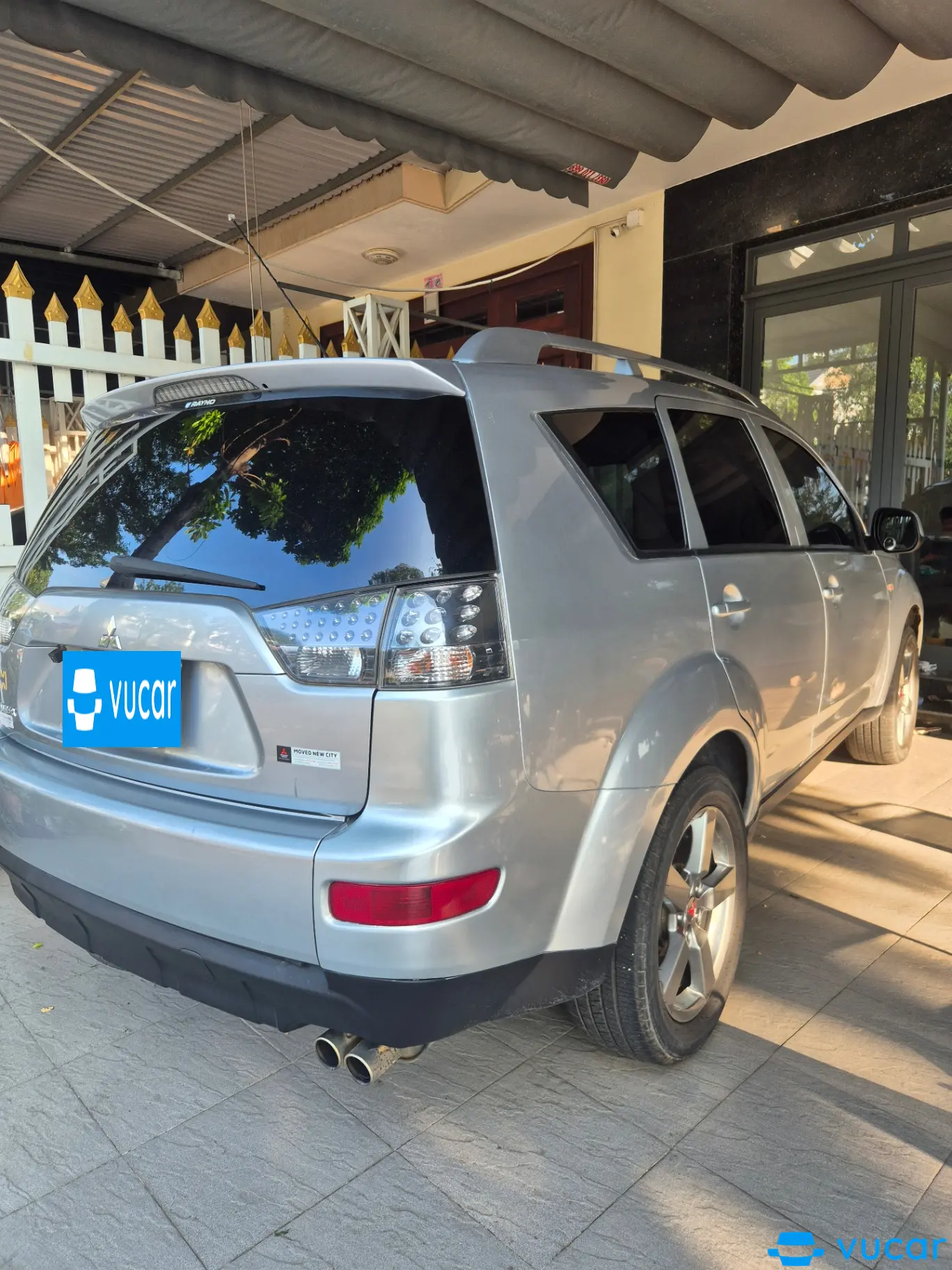 Mitsubishi Outlander 3.0 AT 2006 - Ngoại thất 2