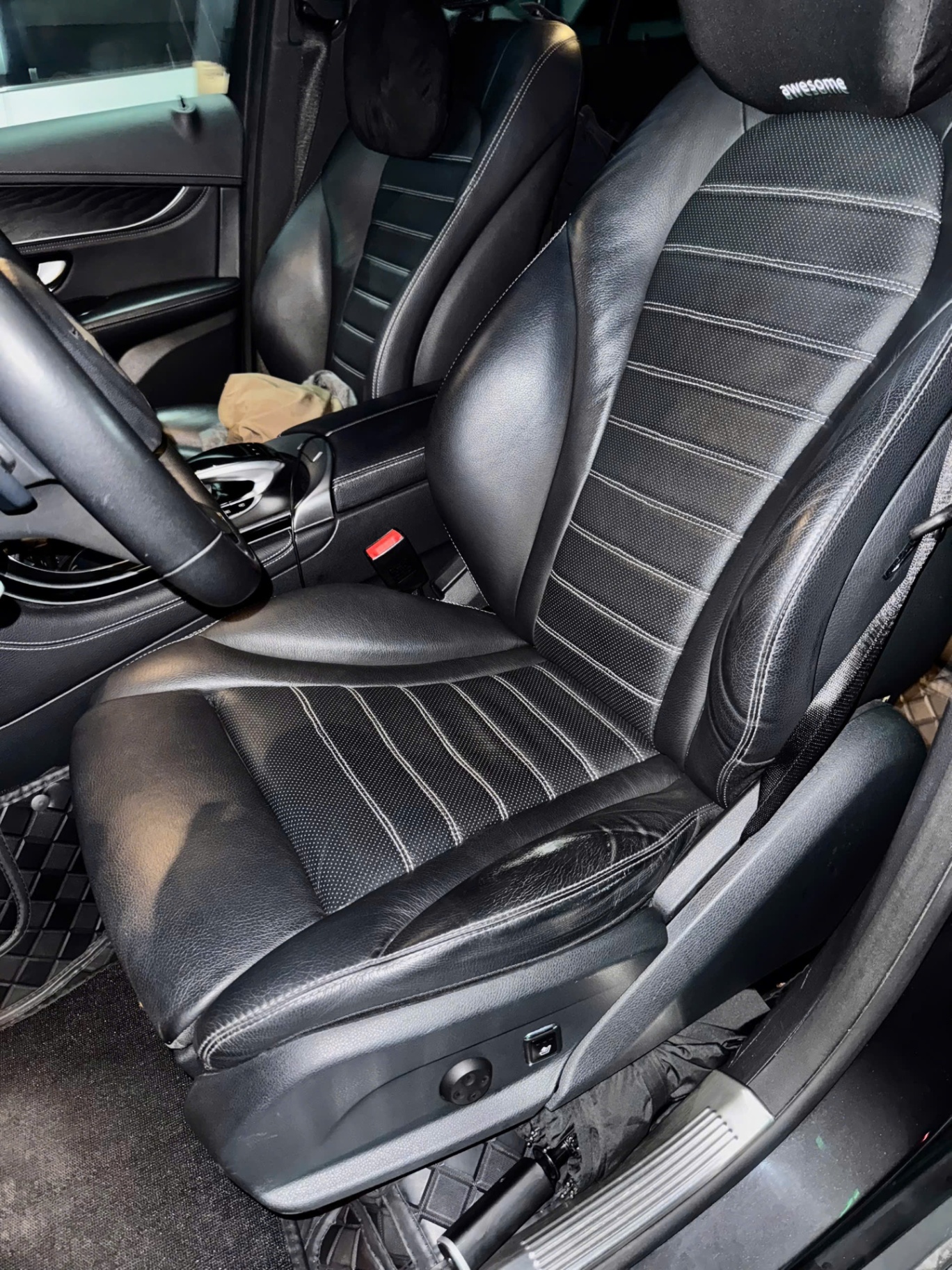 Mercedes Glc 300 4Matic 2018 - Nội thất 2