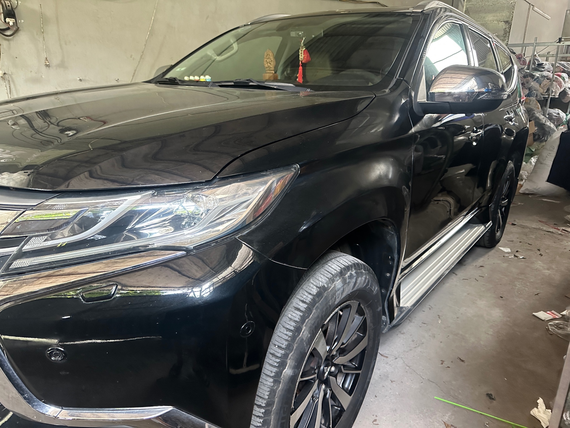 Mitsubishi Pajero sport 3.0G 4x4 AT 2017 - Ngoại thất 1