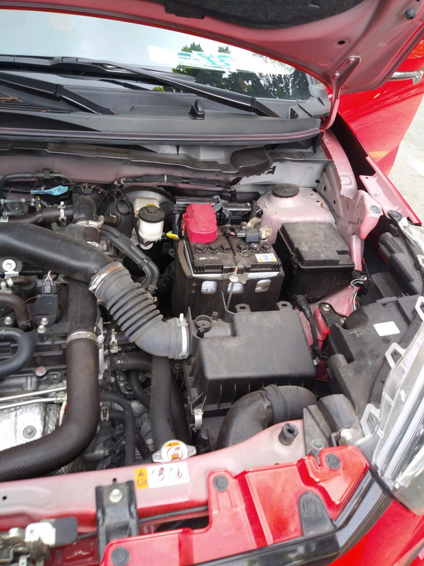 Toyota Raize G 1.0 CVT 2021 - Khoang động cơ 1
