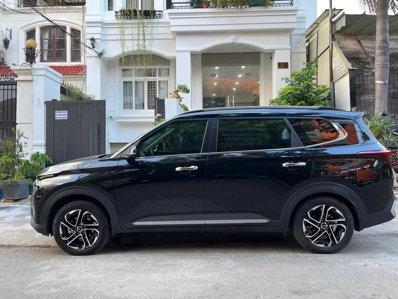 Kia Carens 1.5G Luxury 2023 - Ngoại thất 5