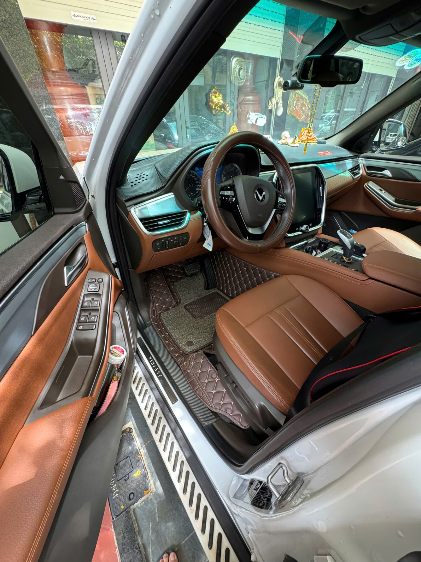 Vinfast Lux sa 2.0 Premium 2.0 AT 2020 - Nội thất 4