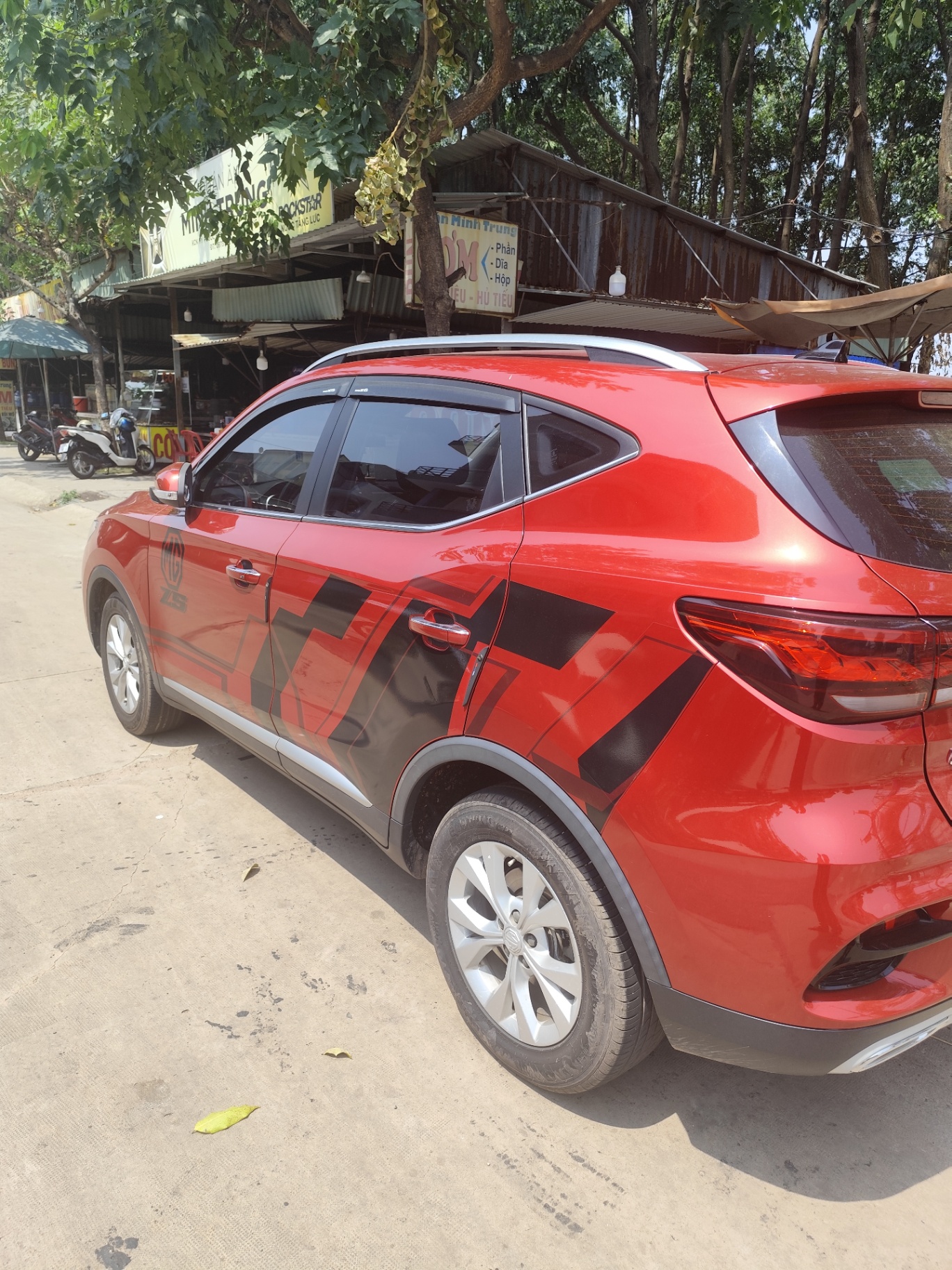 MG Zs Comfort 1.5 AT 2WD 2021 - Ngoại thất 2