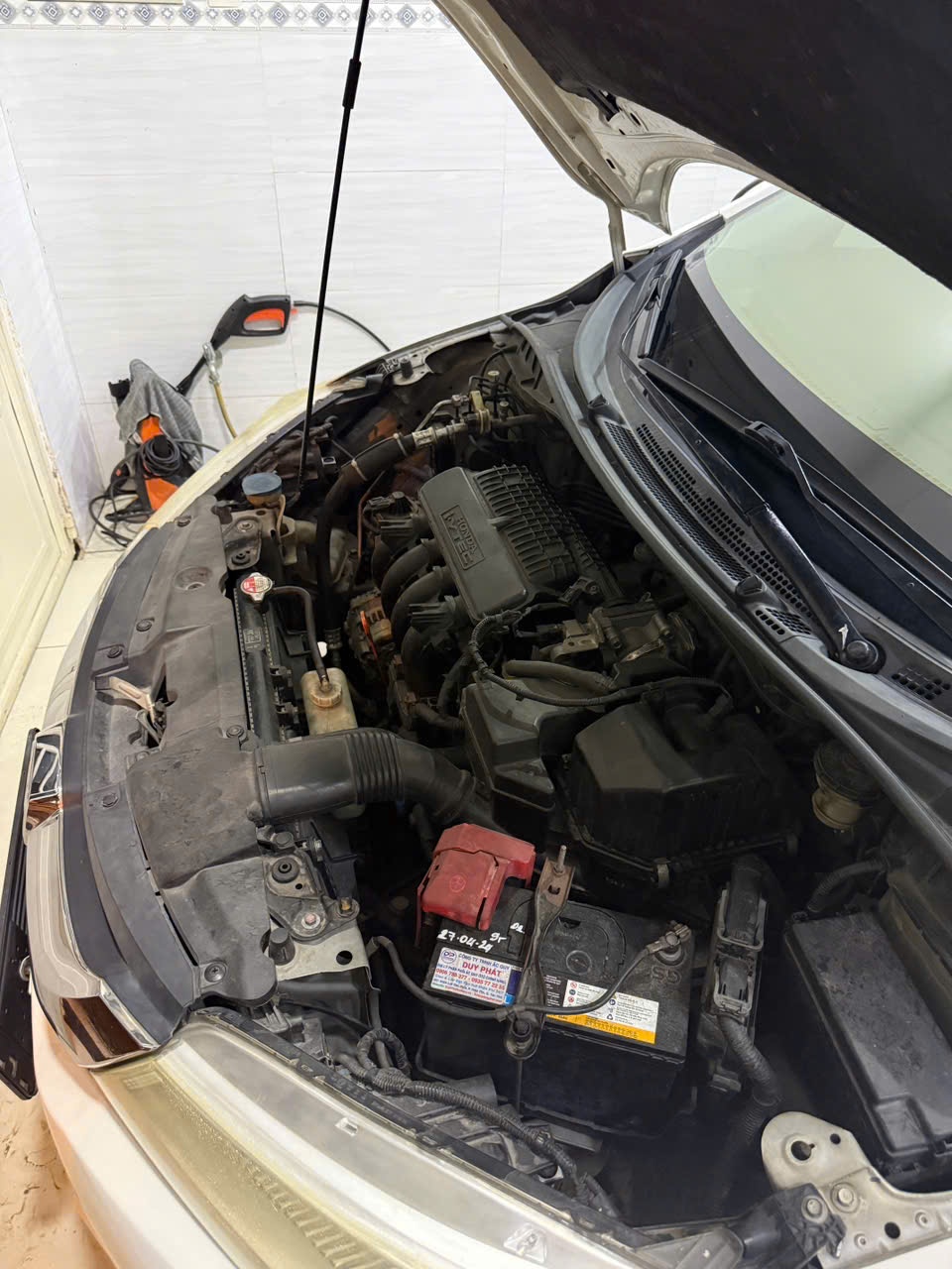 Honda City 1.5 AT 2015 - Khoang động cơ 1