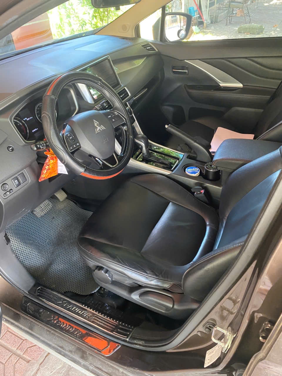 Mitsubishi Xpander 1.5 AT 2020 - Nội thất 4