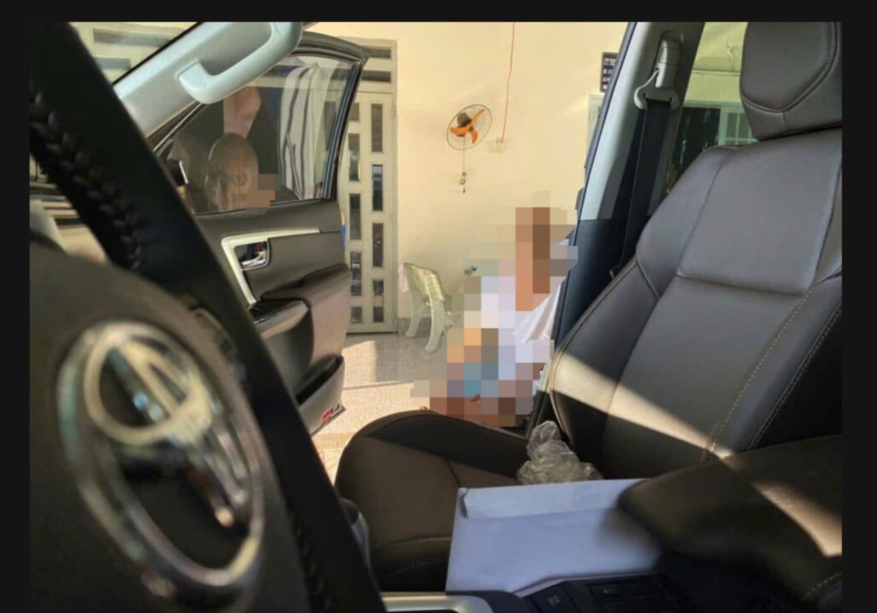 Toyota Fortuner 2.7V 4x2 AT 2019 - Nội thất 1