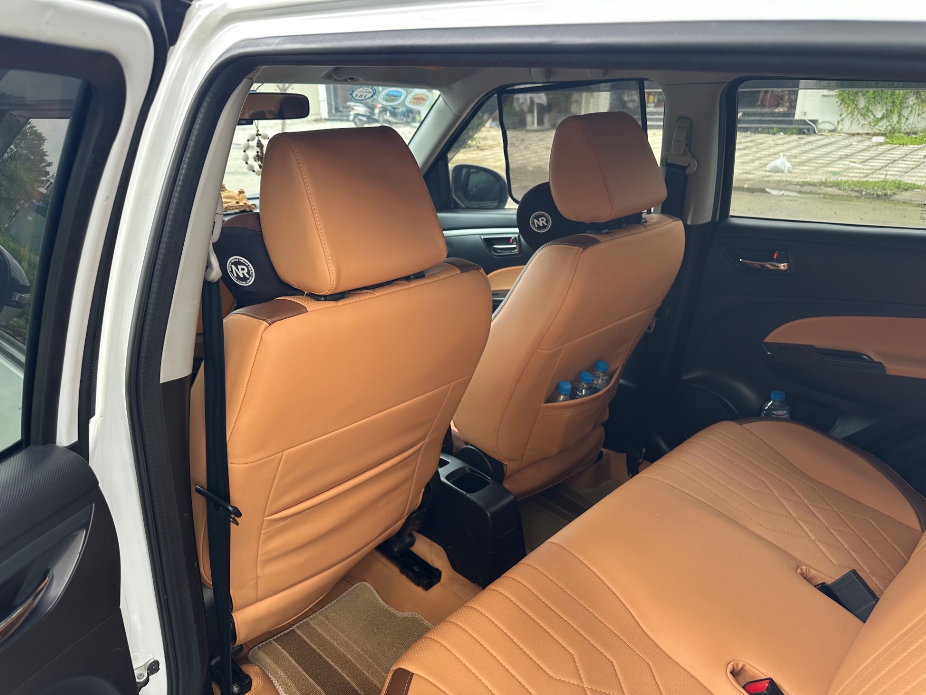 Suzuki Swift 1.4 AT 2017 - Nội thất 2