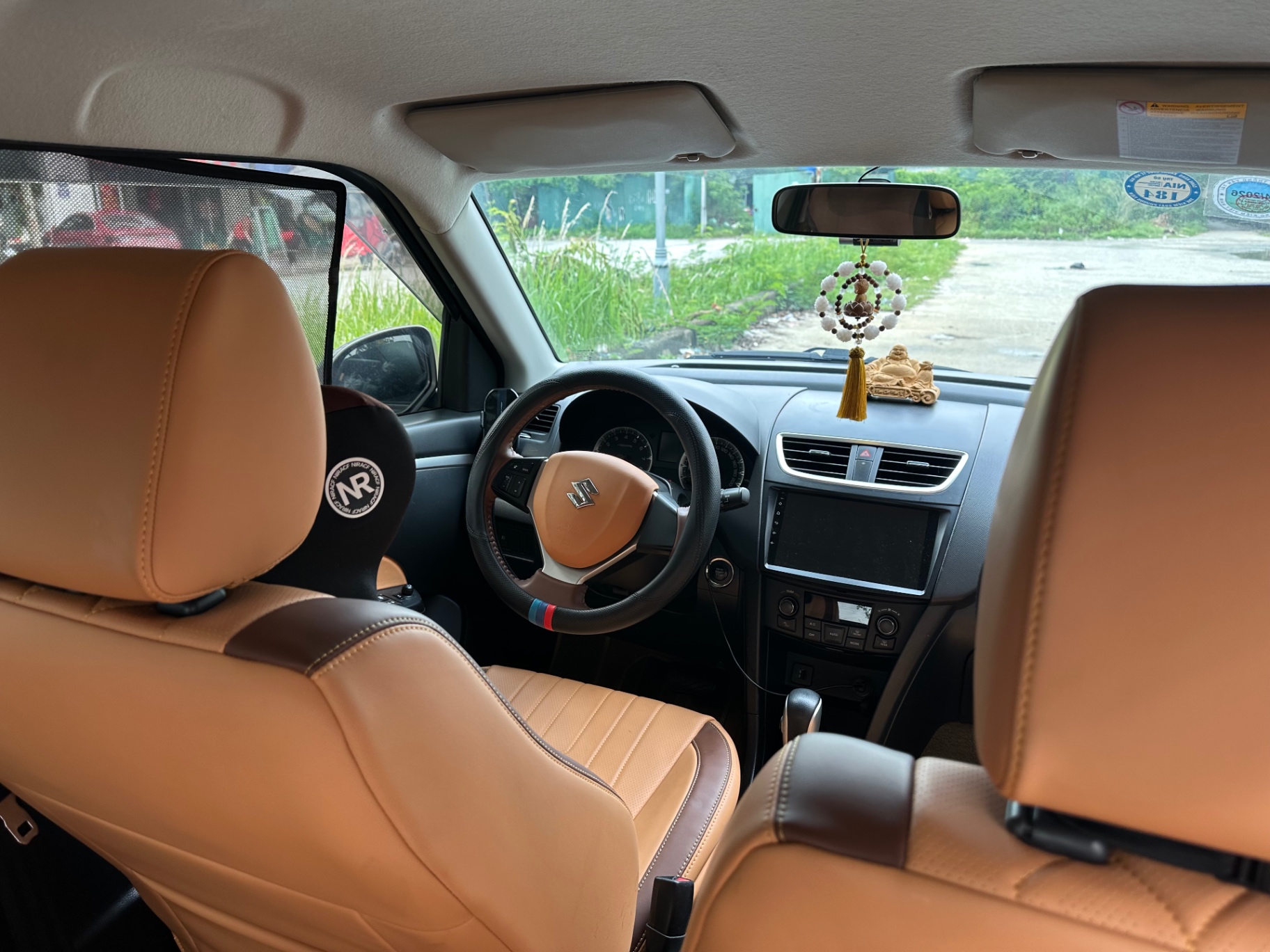Suzuki Swift 1.4 AT 2017 - Nội thất 3