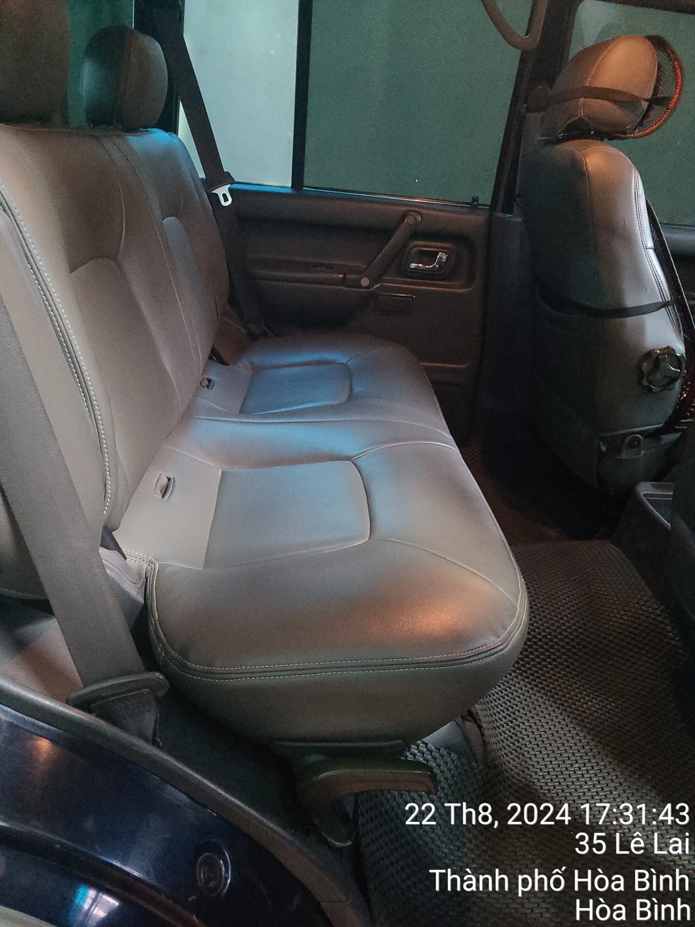 Mitsubishi Pajero 3.0 2000 - Nội thất 2