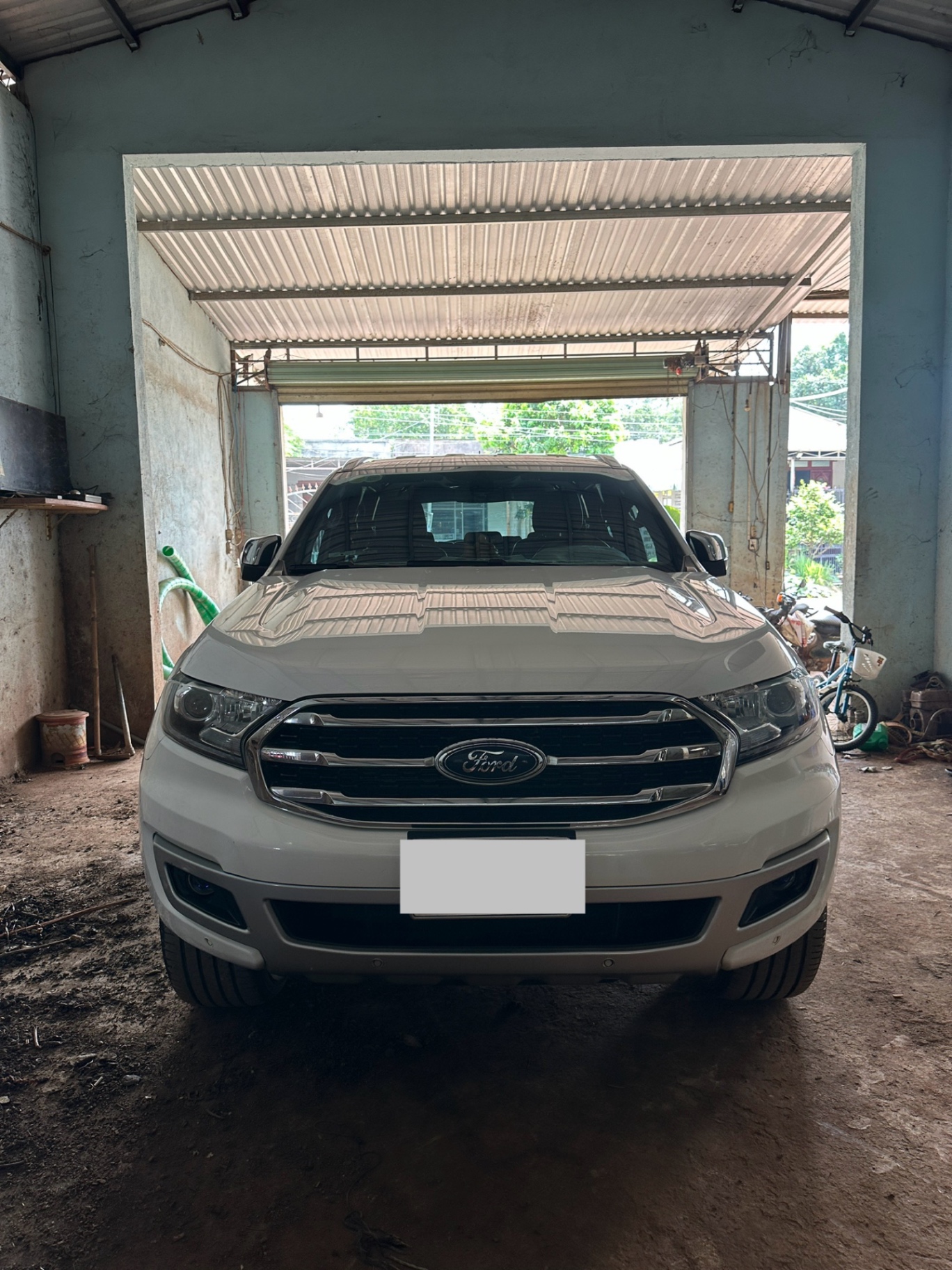 Ford Everest Titanium 2.0L 4x2 AT 2019