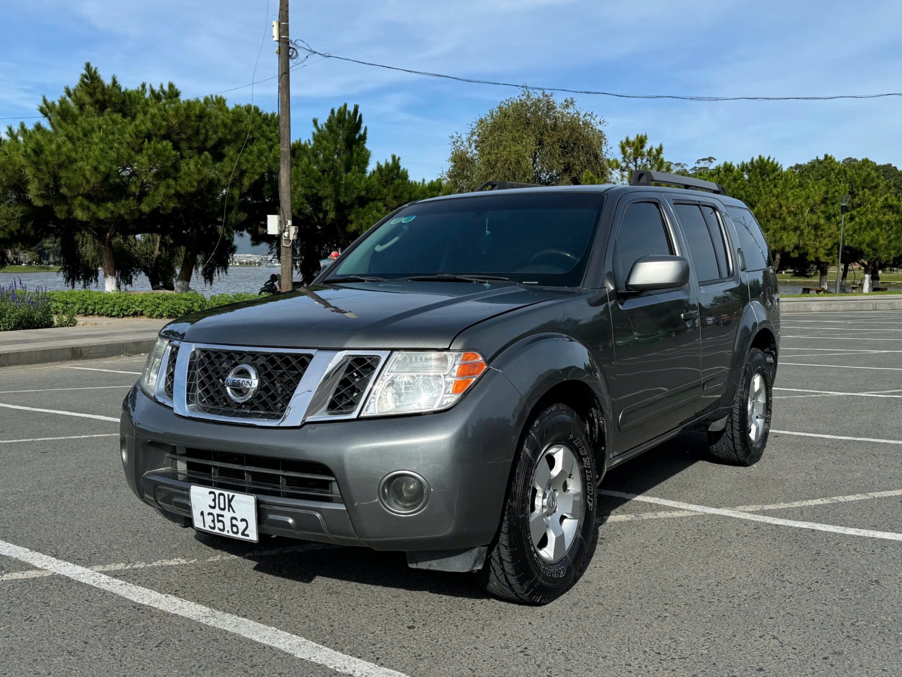 Nissan Pathfinder 4.0 V6 2WD 2008