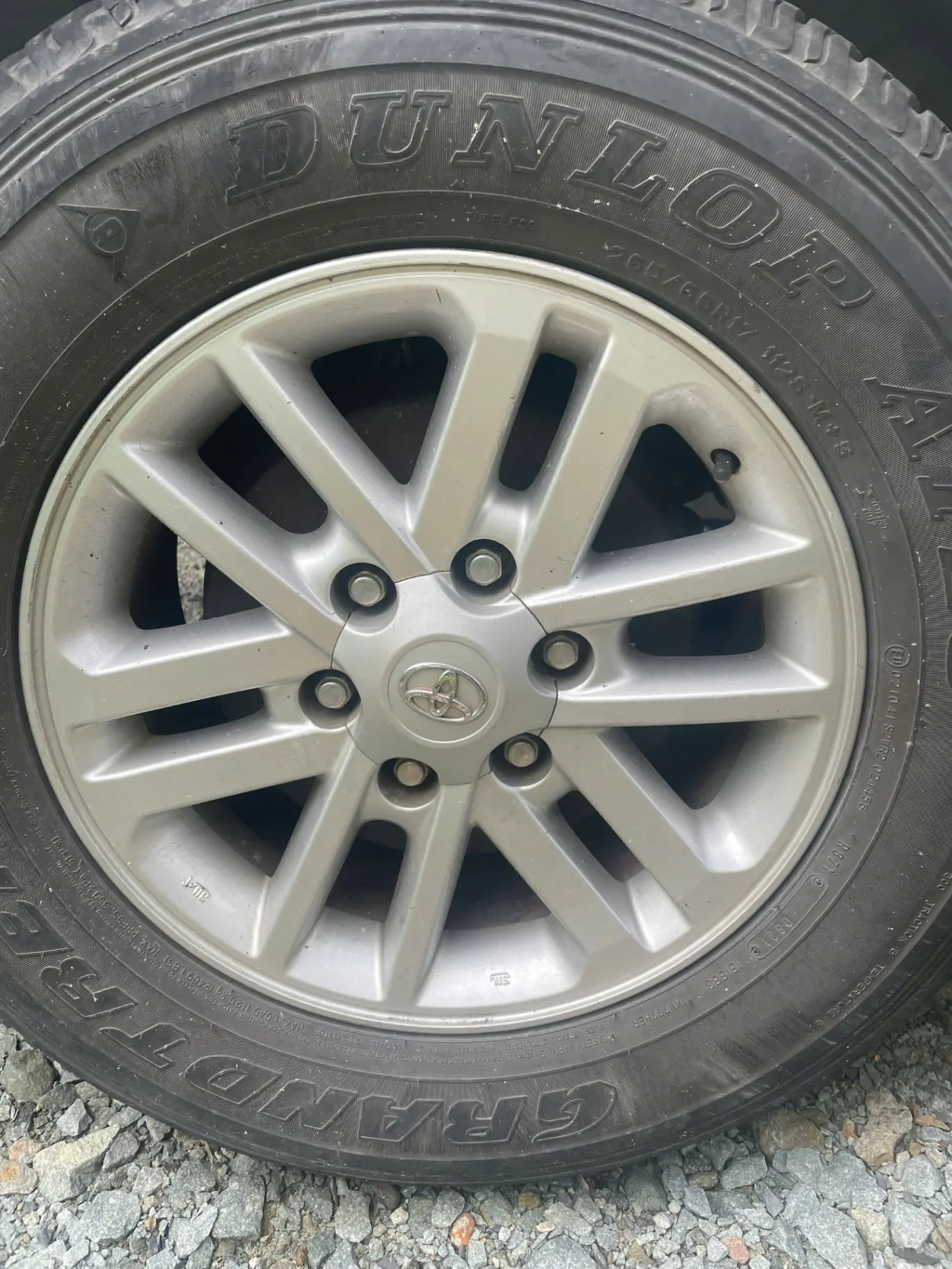 Toyota Fortuner 2.7V 4x2 AT 2012 - Ngoại thất 8