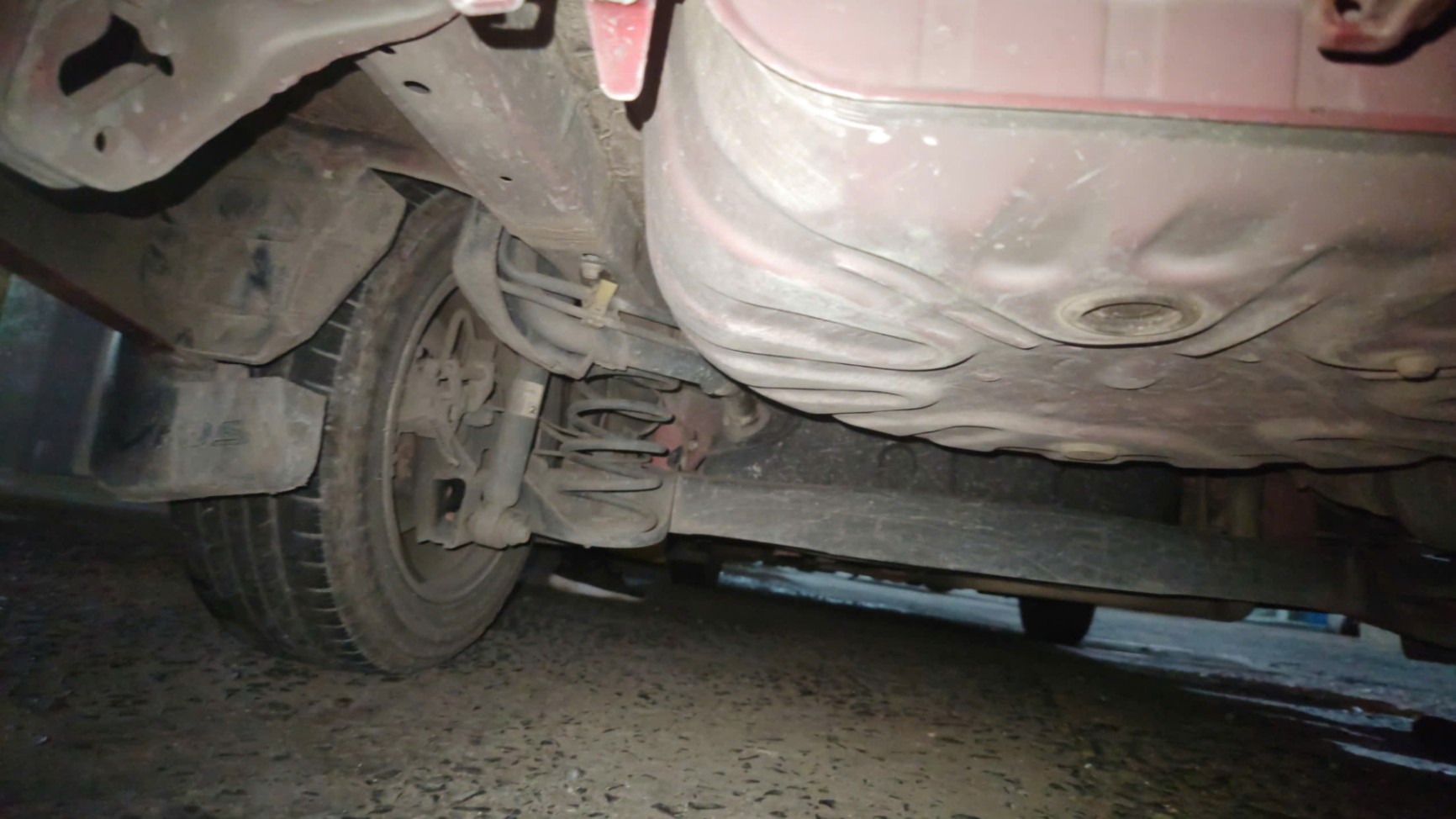 Toyota Vios 1.5E MT 2020 - Gầm & khung xe 2