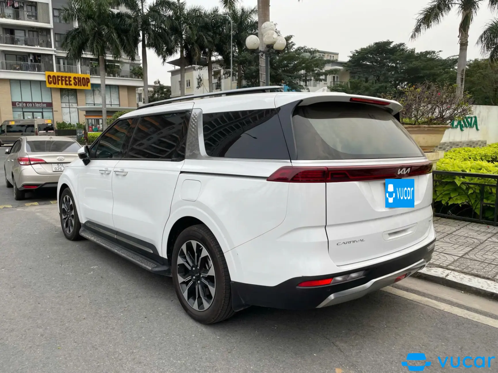 Kia Carnival Premium 2.2D 8S 2024 - Ngoại thất 6