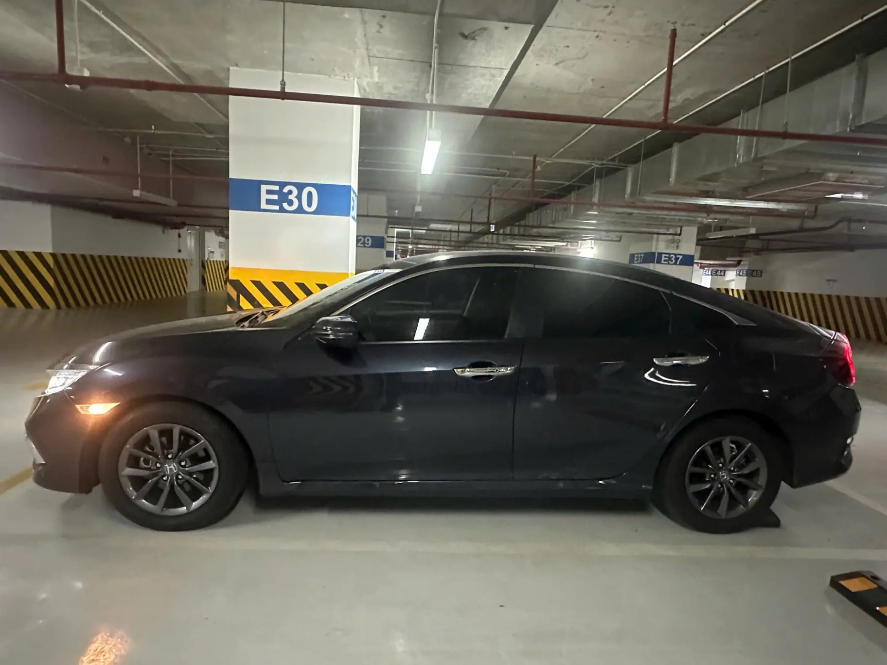 Honda Civic 1.8G 2019 - Ngoại thất 10