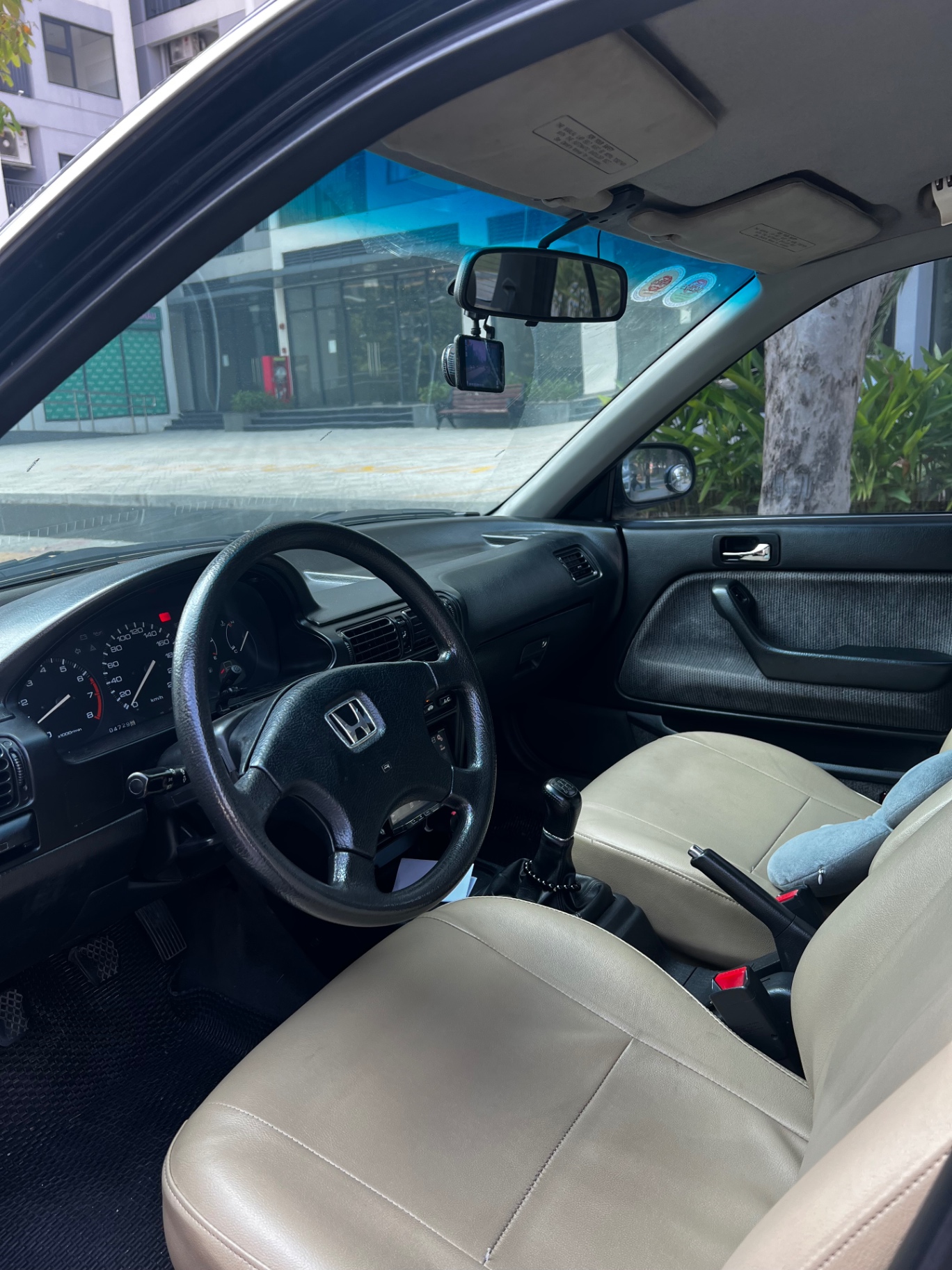 Honda Accord 2.0 MT 1993 - Nội thất 2