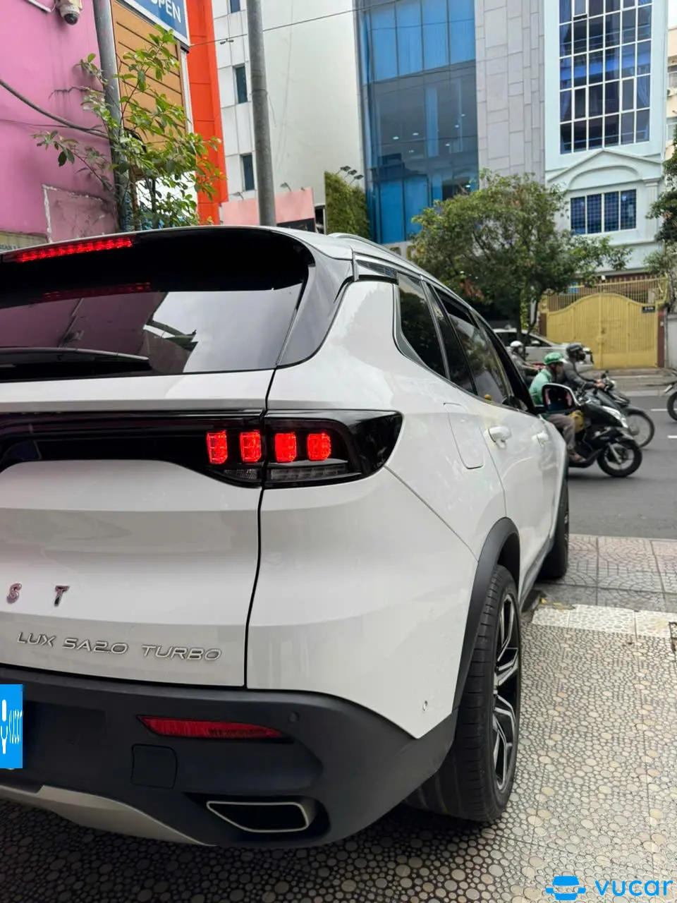 Vinfast Lux sa 2.0 Premium 2.0 AT 2019 - Ngoại thất 5